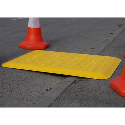 Industrial Trench Cover Ramp 800 x 1200mm SWL 400kg Yellow